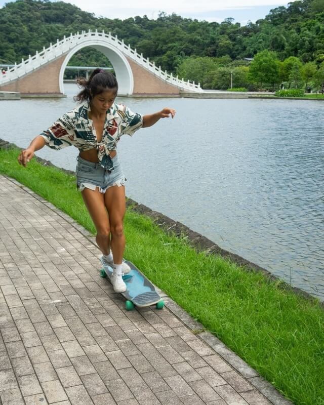 rayne-longboards-nae-nae-coral-40-2-1.jpeg