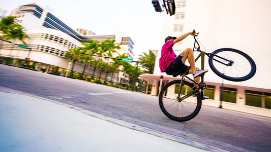 Scopri la Wheelie Bike: la bici perfetta per le acrobazie
