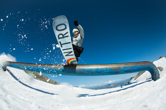 Nitro Optisym: La Tavola Snowboard Perfetta per il Freestyle Femminile