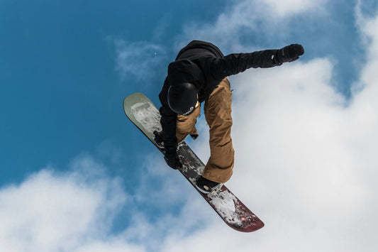 Tecniche Snowboard: guida completa per perfezionare le tue abilità